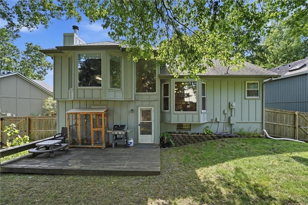 1004 N Keeler Street — photo 24