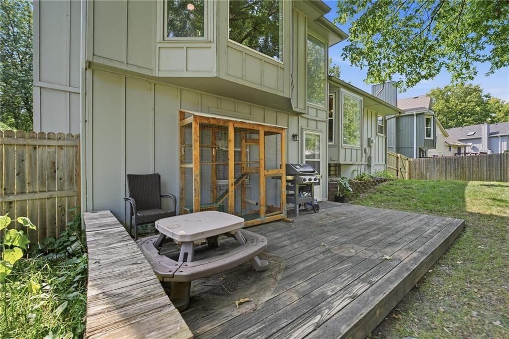 1004 N Keeler Street — photo 26