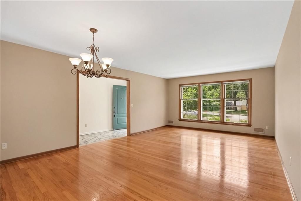 5716 W 97th Terrace — photo 5