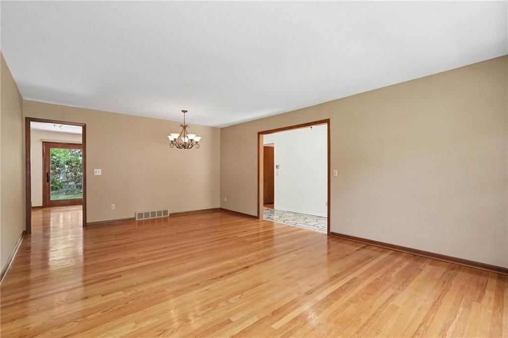 5716 W 97th Terrace — photo 6