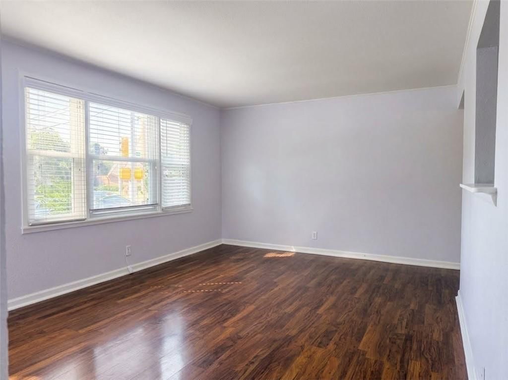7501 Conser Street, Overland Park, KS: listing photo 2