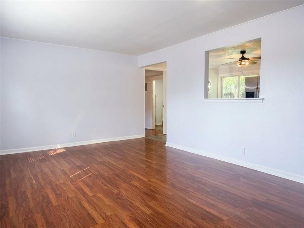 7501 Conser Street, Overland Park, KS: listing photo 3