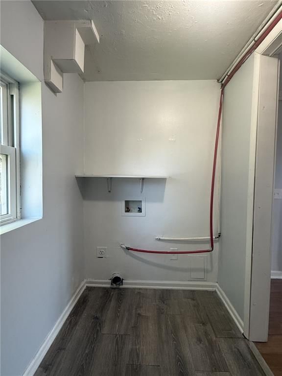 Photo 8 of 13 - 7501 Conser Street, Overland Park, KS 66204
