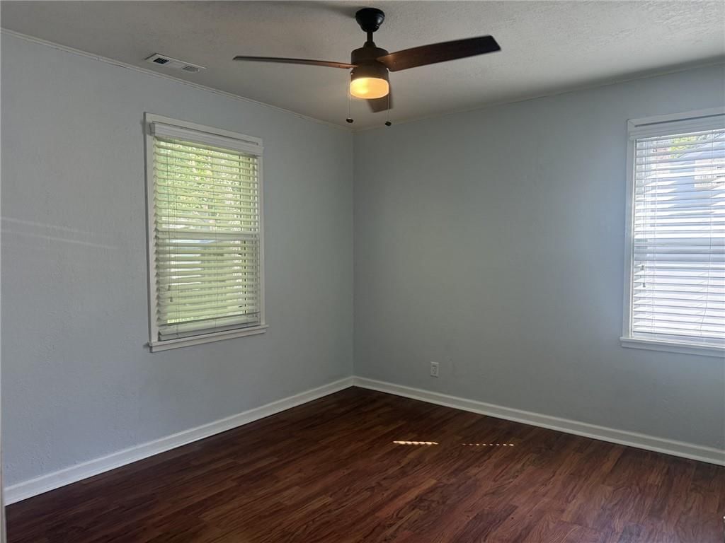 Photo 12 of 13, 7501 Conser Street, Overland Park, KS 66204