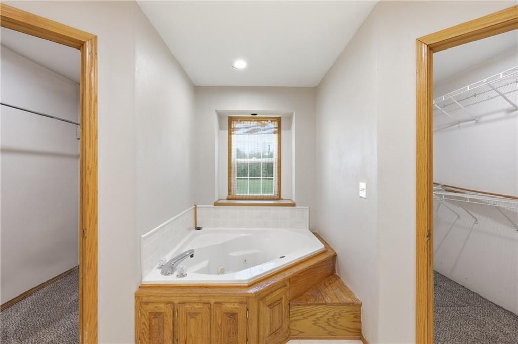 204 N Burnett Street — photo 18