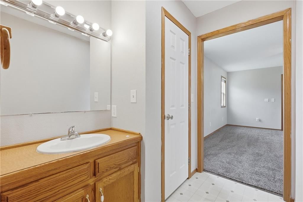 204 N Burnett Street — photo 19