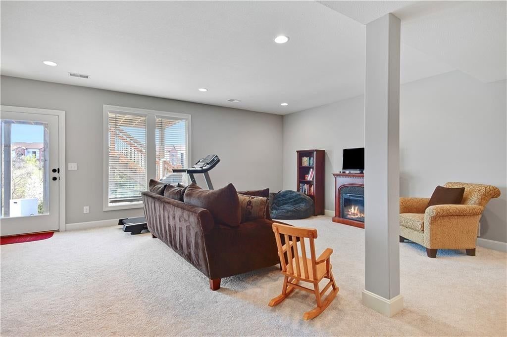 8003 W 166th Terrace — photo 22