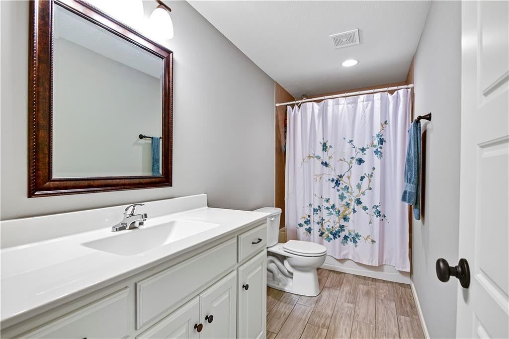 8003 W 166th Terrace — photo 25