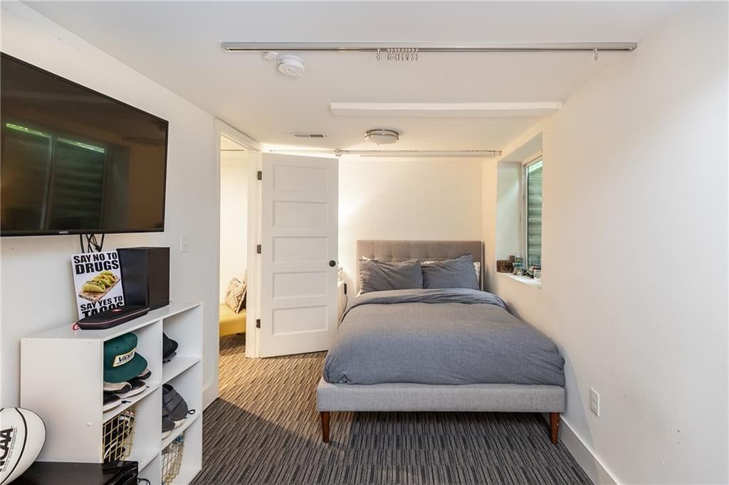 7231 Booth Street — photo 36