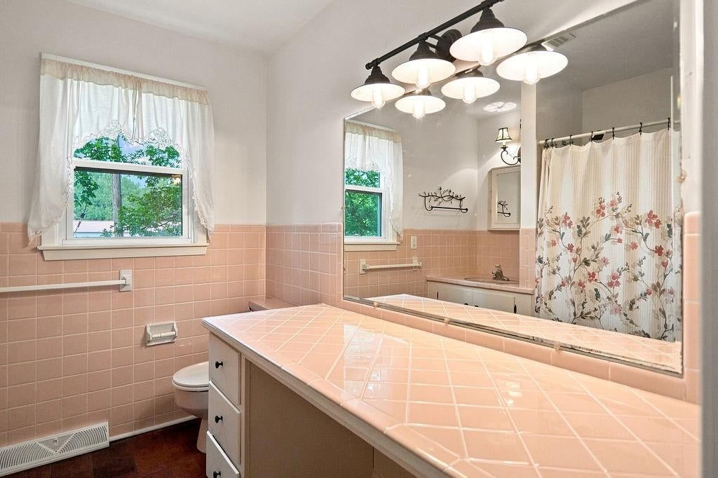 2407 Osborne Terrace — photo 30