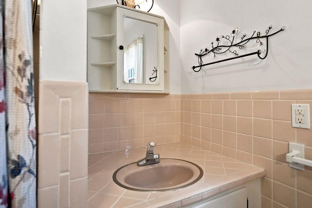 2407 Osborne Terrace — photo 31
