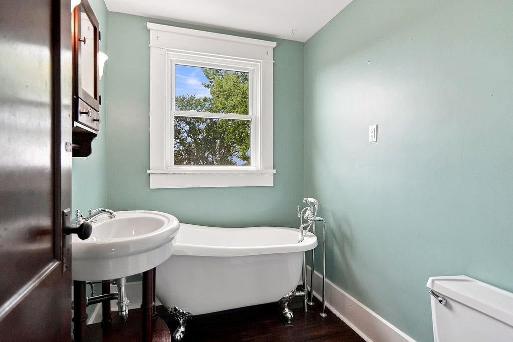 2407 Osborne Terrace — photo 36