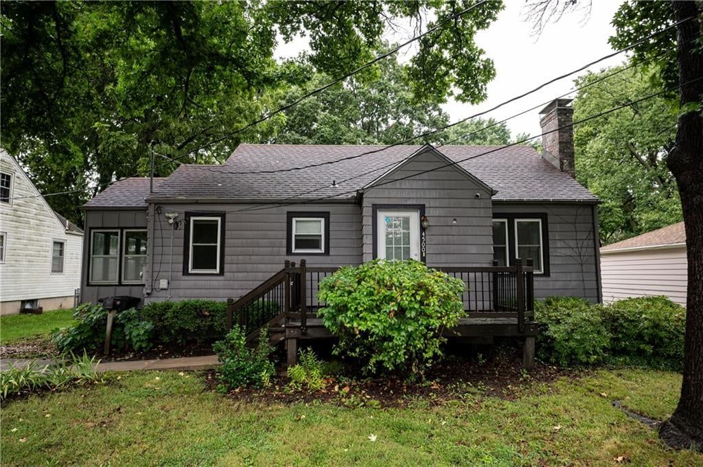 4500 Fisher Street — photo 1