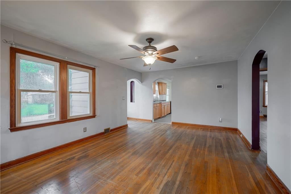 4500 Fisher Street — photo 4
