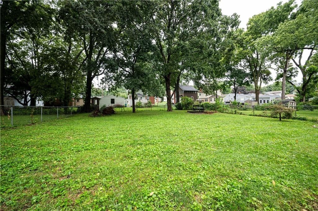 4500 Fisher Street — photo 18
