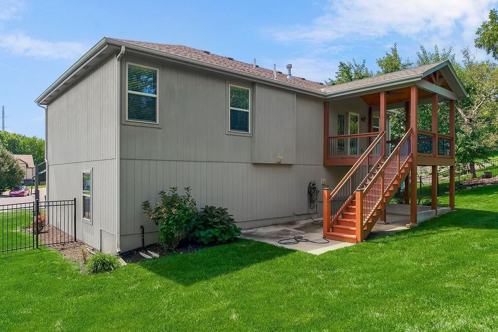 19588 W 107th Street — photo 35