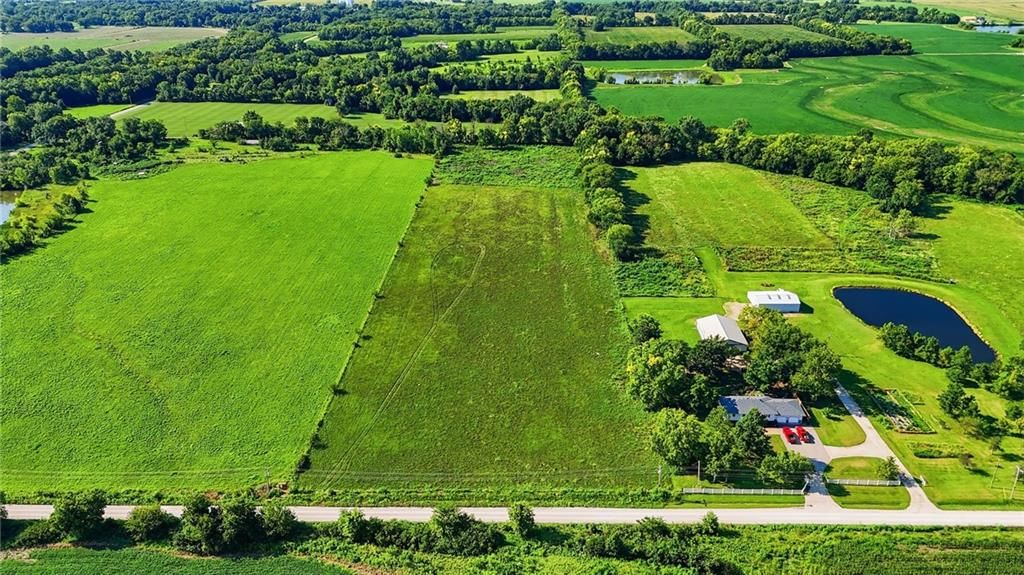 TBD E 289th Street, Harrisonville, MO: listing photo 2