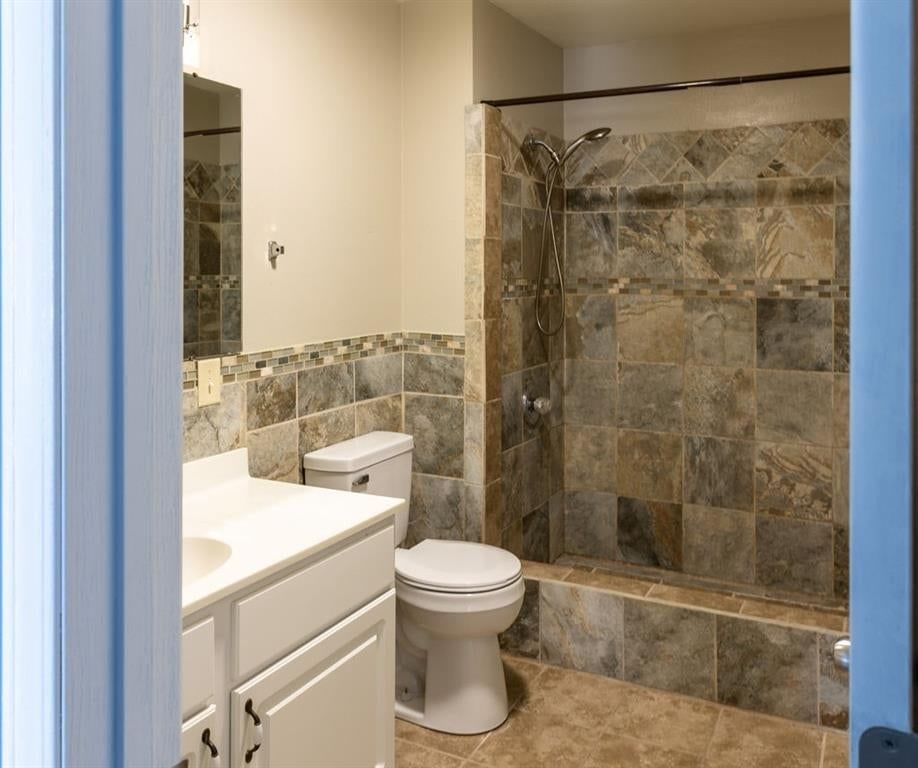811 Powell Street — photo 10