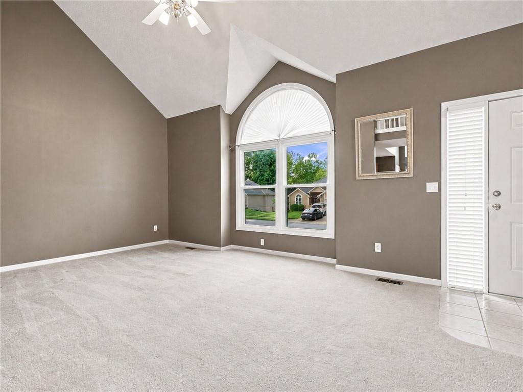 7338 N Booth Avenue, Kansas City, MO: listing photo 3