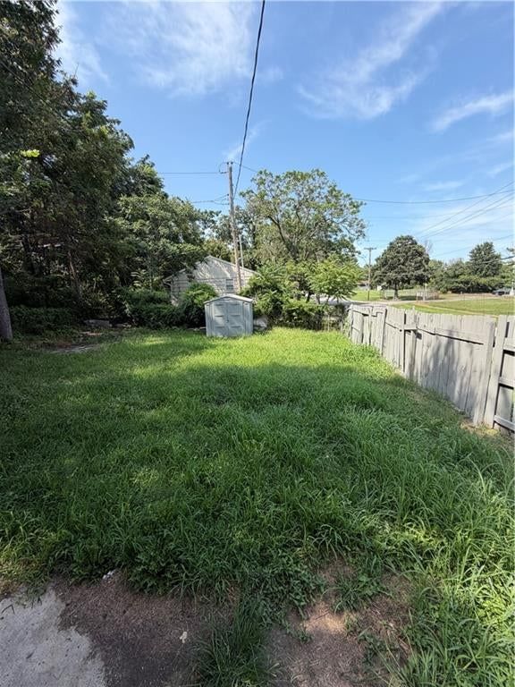 Photo 14 of 16 - 1920 E 84TH Terrace, Kansas City, MO 64132