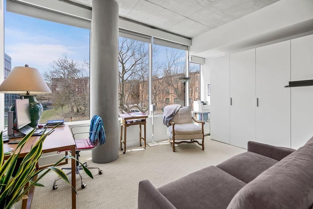 4646 Broadway Boulevard — photo 22