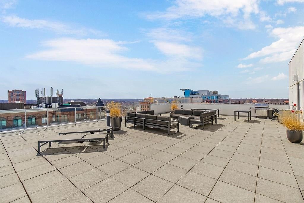 4646 Broadway Boulevard — photo 28