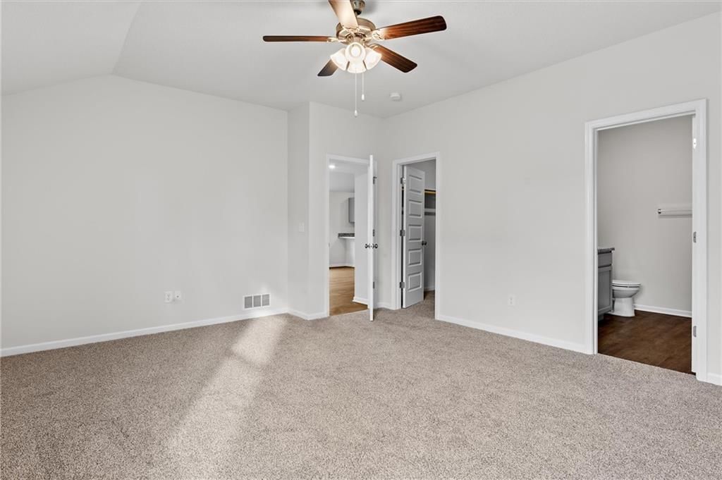 874 N Pear Street — photo 10