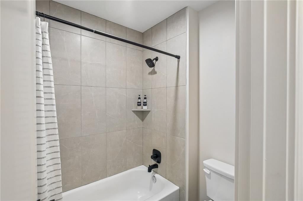 8718 N Farley Avenue — photo 33
