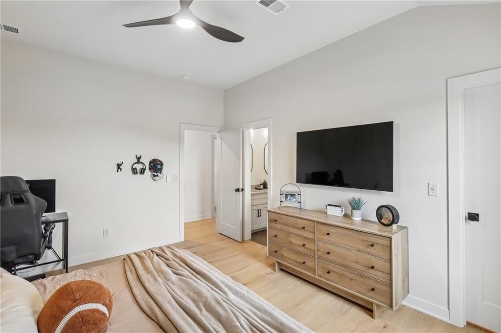 8718 N Farley Avenue — photo 35