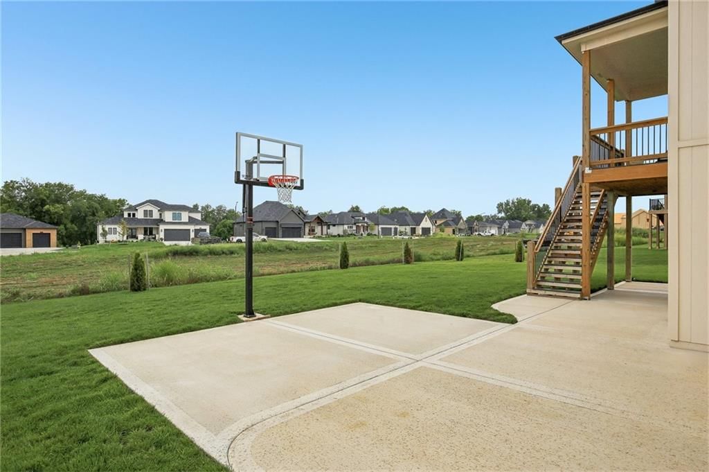 8718 N Farley Avenue — photo 48