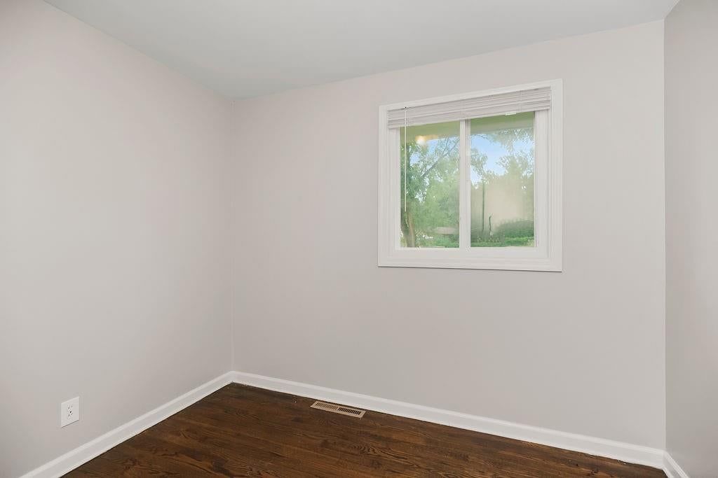 7304 E 85th Terrace — photo 18