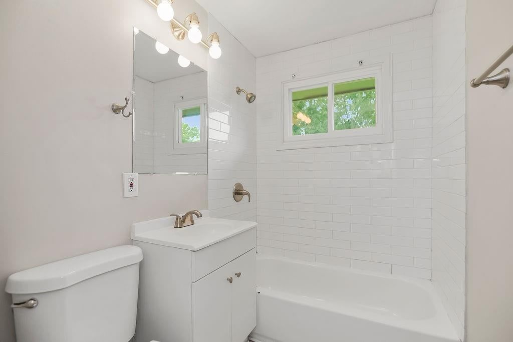 7304 E 85th Terrace — photo 21