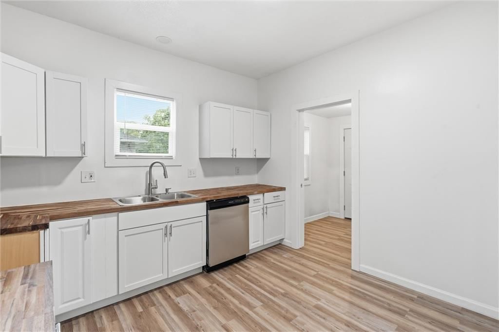 2130 E 24th Street — photo 16
