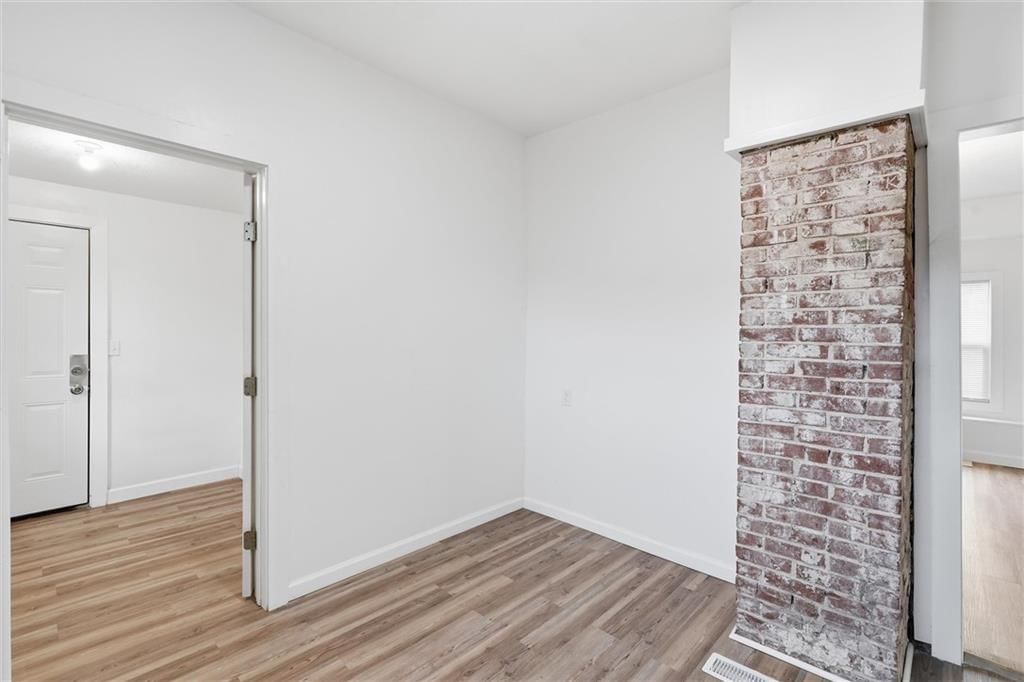 2130 E 24th Street — photo 18