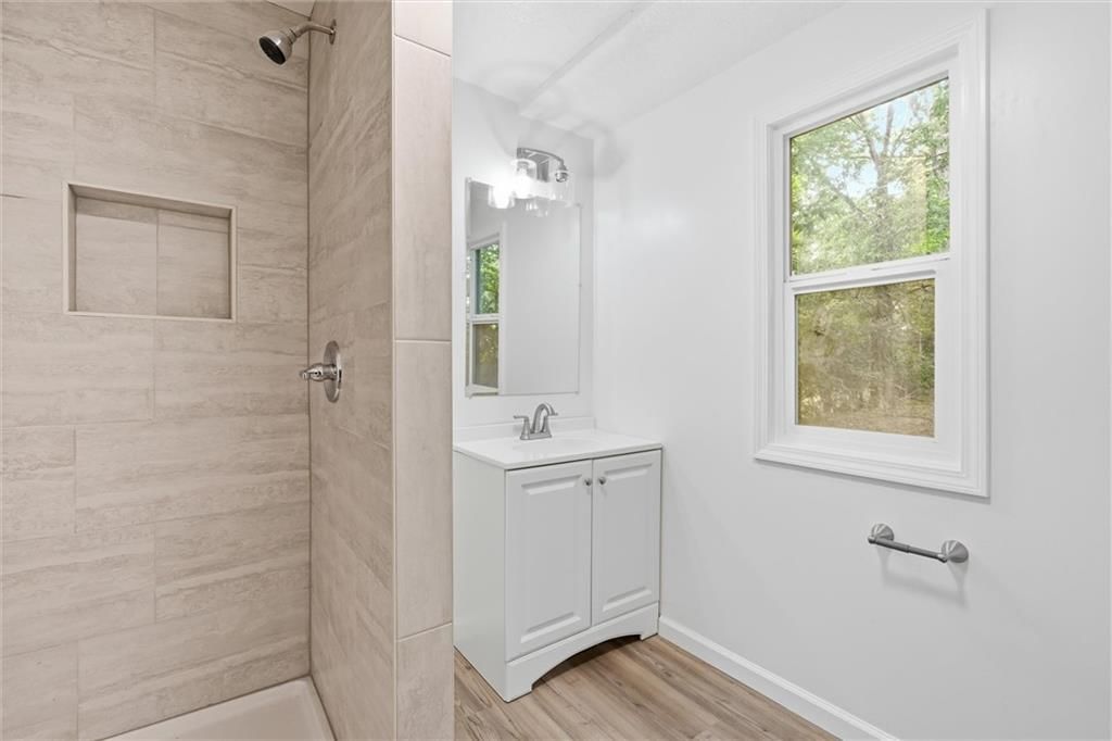 2130 E 24th Street — photo 19
