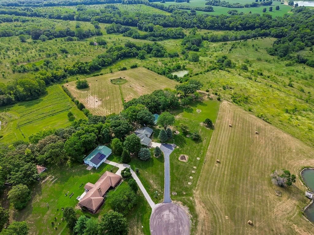 24825 Countryview Drive — photo 39
