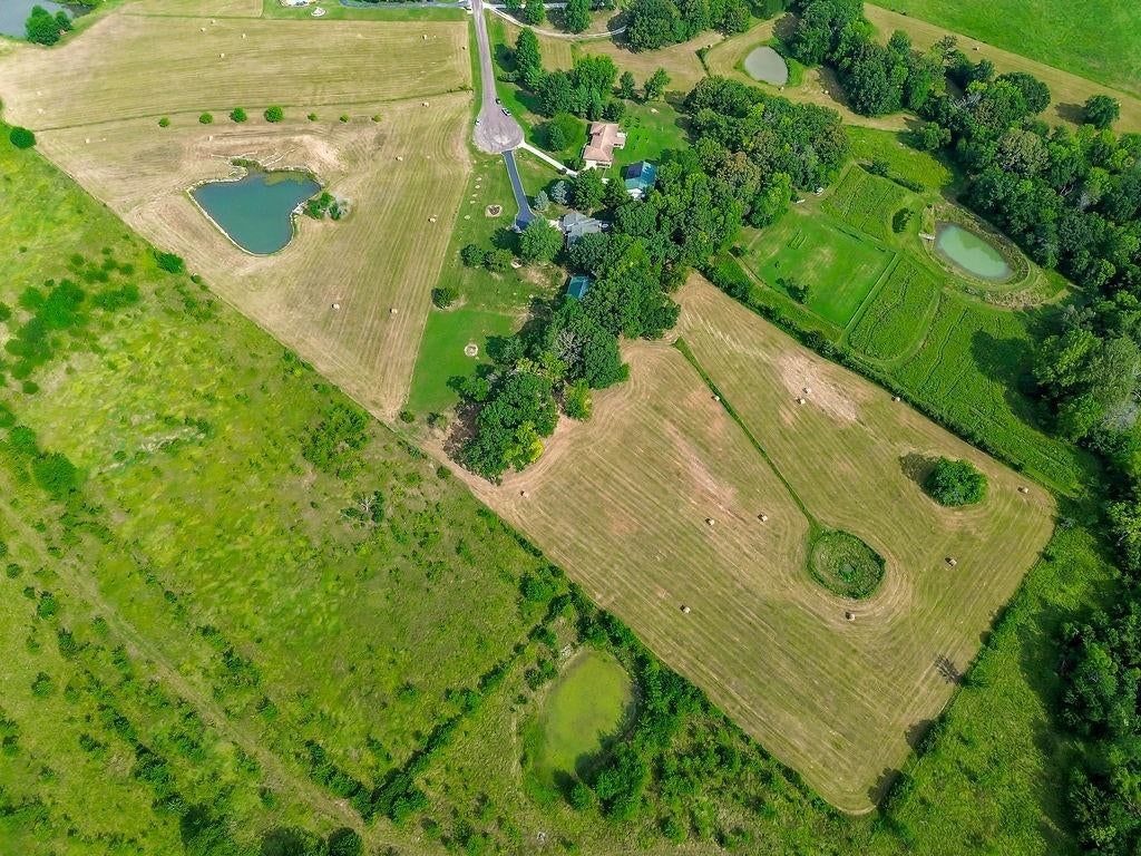 24825 Countryview Drive — photo 42