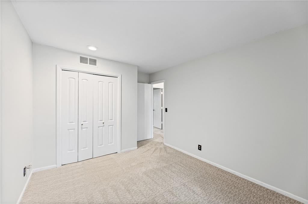16042 Meadow Lane — photo 29