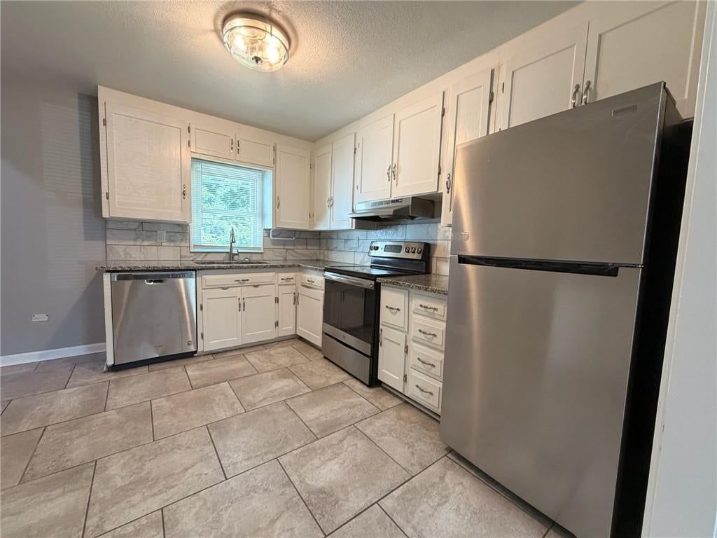 2602 NW 86th Street — photo 2