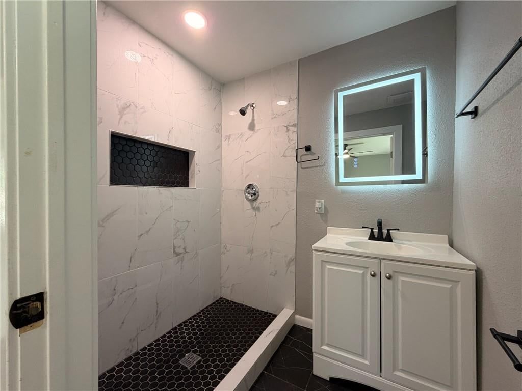 2602 NW 86th Street — photo 11
