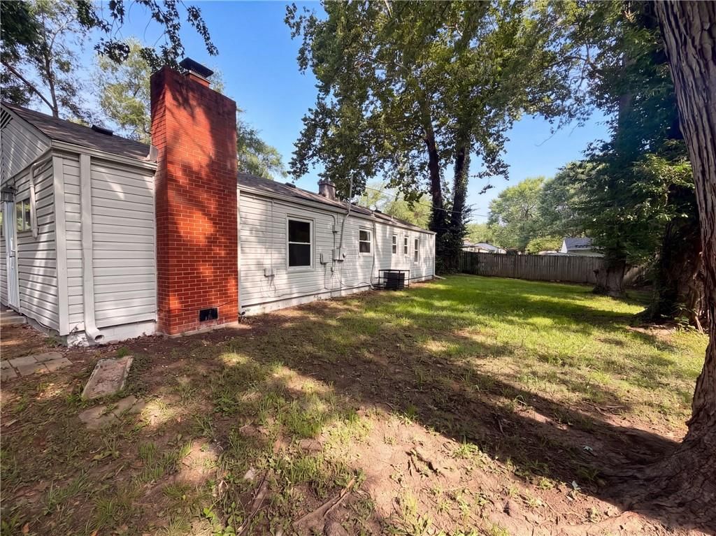 11121 Herrick Avenue — photo 5