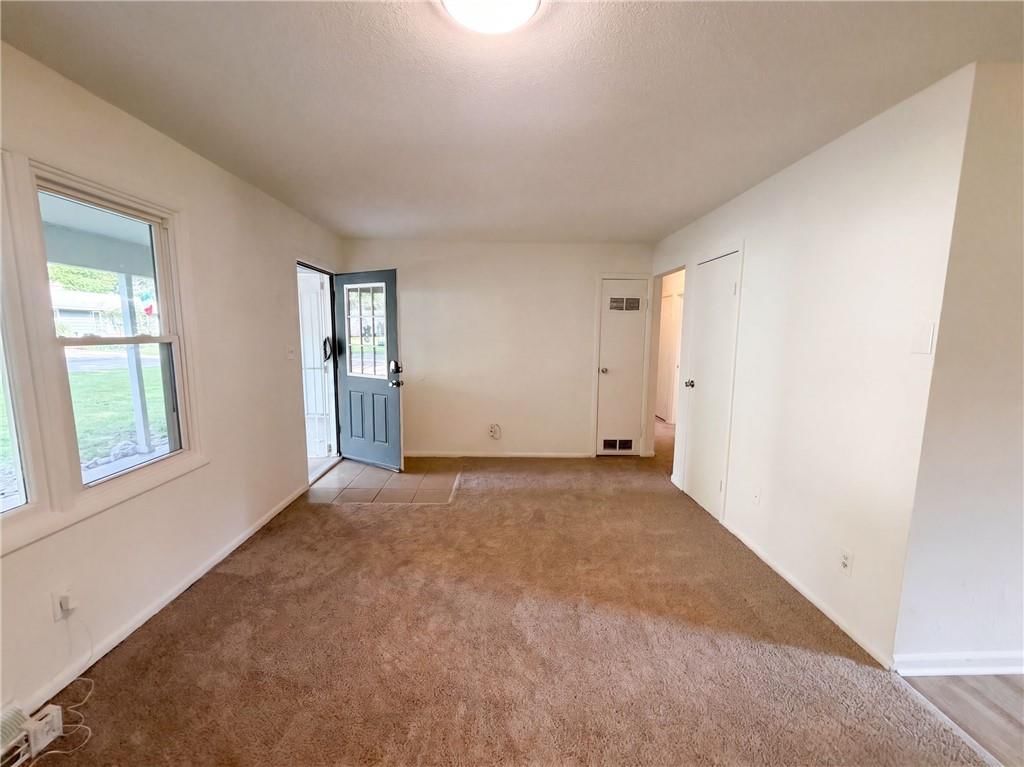 11121 Herrick Avenue — photo 10