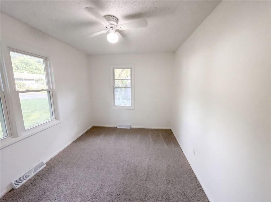 11121 Herrick Avenue — photo 16