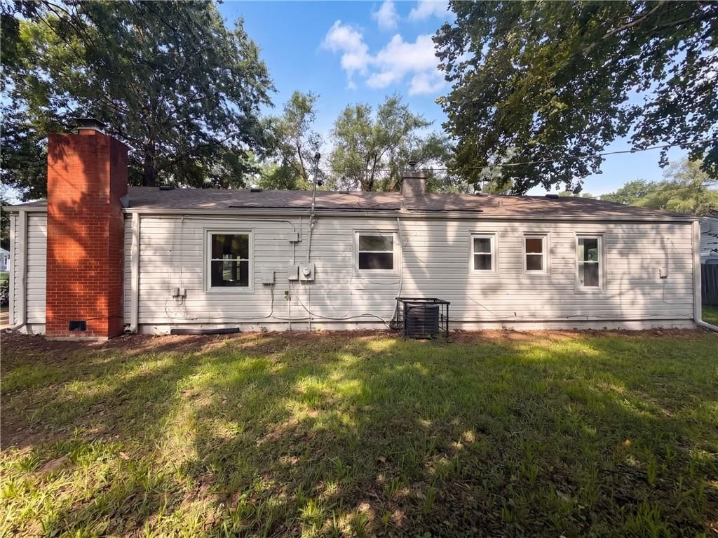 11121 Herrick Avenue — photo 18