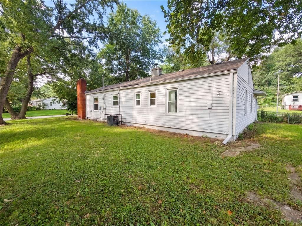11121 Herrick Avenue — photo 19