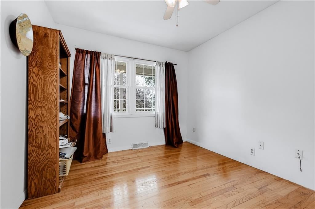 1816 Eastview Drive — photo 11