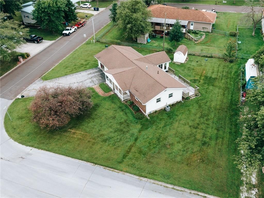 1816 Eastview Drive — photo 26