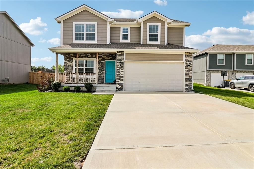 1705 NW Hilltop Court — photo 1