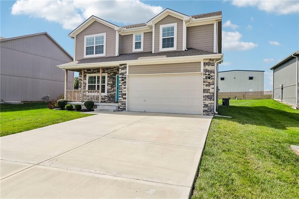 1705 NW Hilltop Court — photo 3