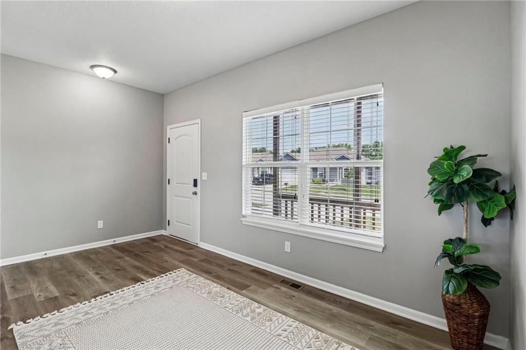 1705 NW Hilltop Court — photo 19